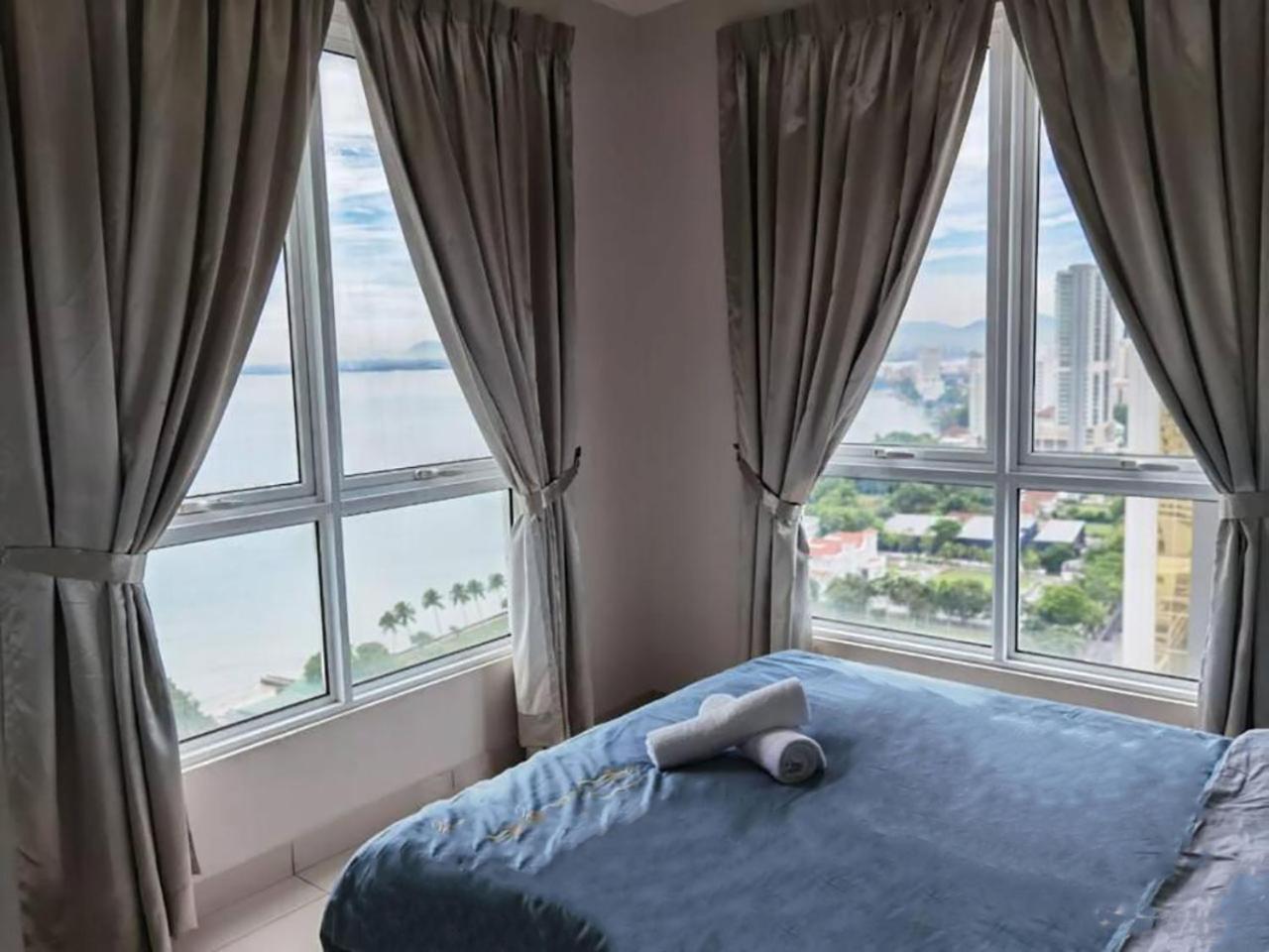 Summerset 8Pax 3Br Luxury Seaview Suite Room جورج تاون المظهر الخارجي الصورة